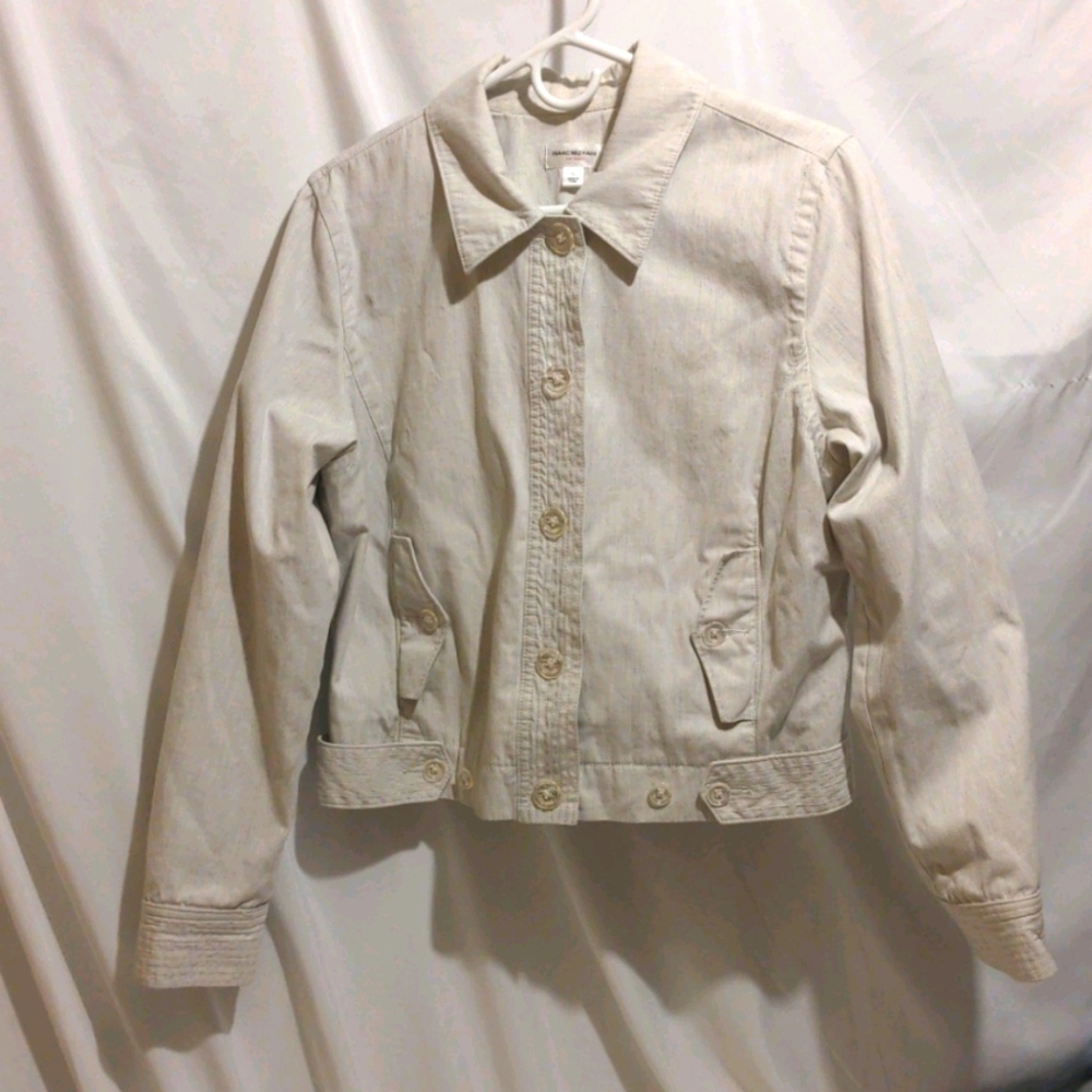 White jacket Issac Mizrahi for Target button up  size extra large